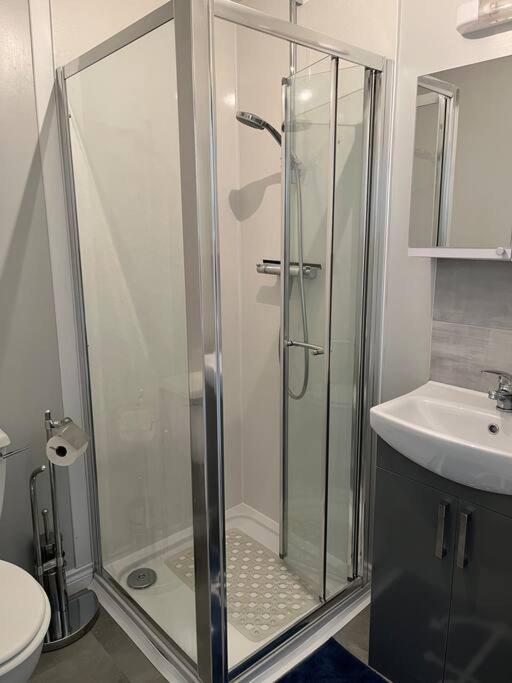 Seaside Apartment - 2 Storey 2 Bedrooms Ballycastle Extérieur photo