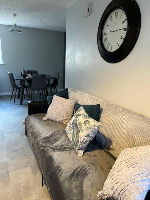 Seaside Apartment - 2 Storey 2 Bedrooms Ballycastle Extérieur photo